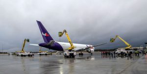 Memphis airport FedEx deicing facility opening resized
